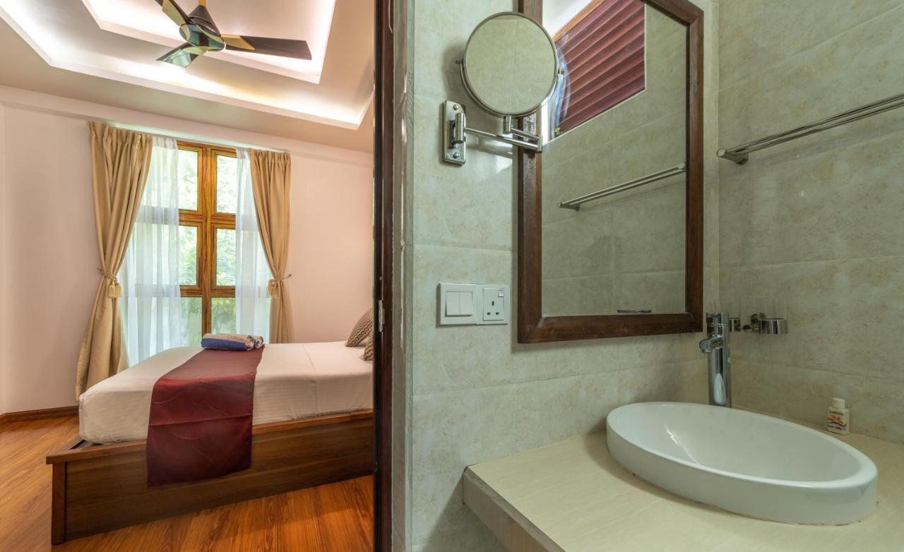 Ocean Lilly Inn Hangnaameedhoo Esterno foto