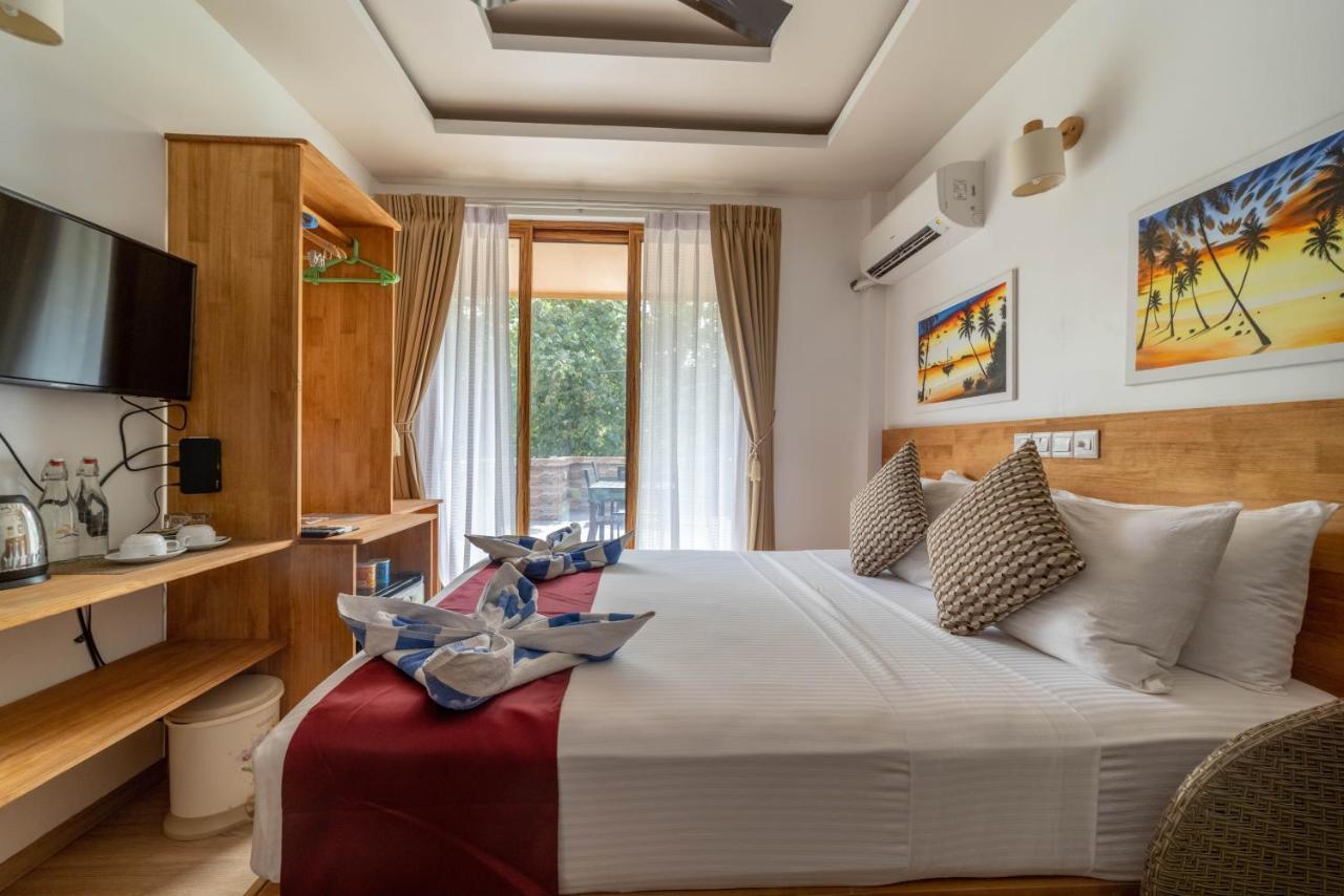 Ocean Lilly Inn Hangnaameedhoo Esterno foto