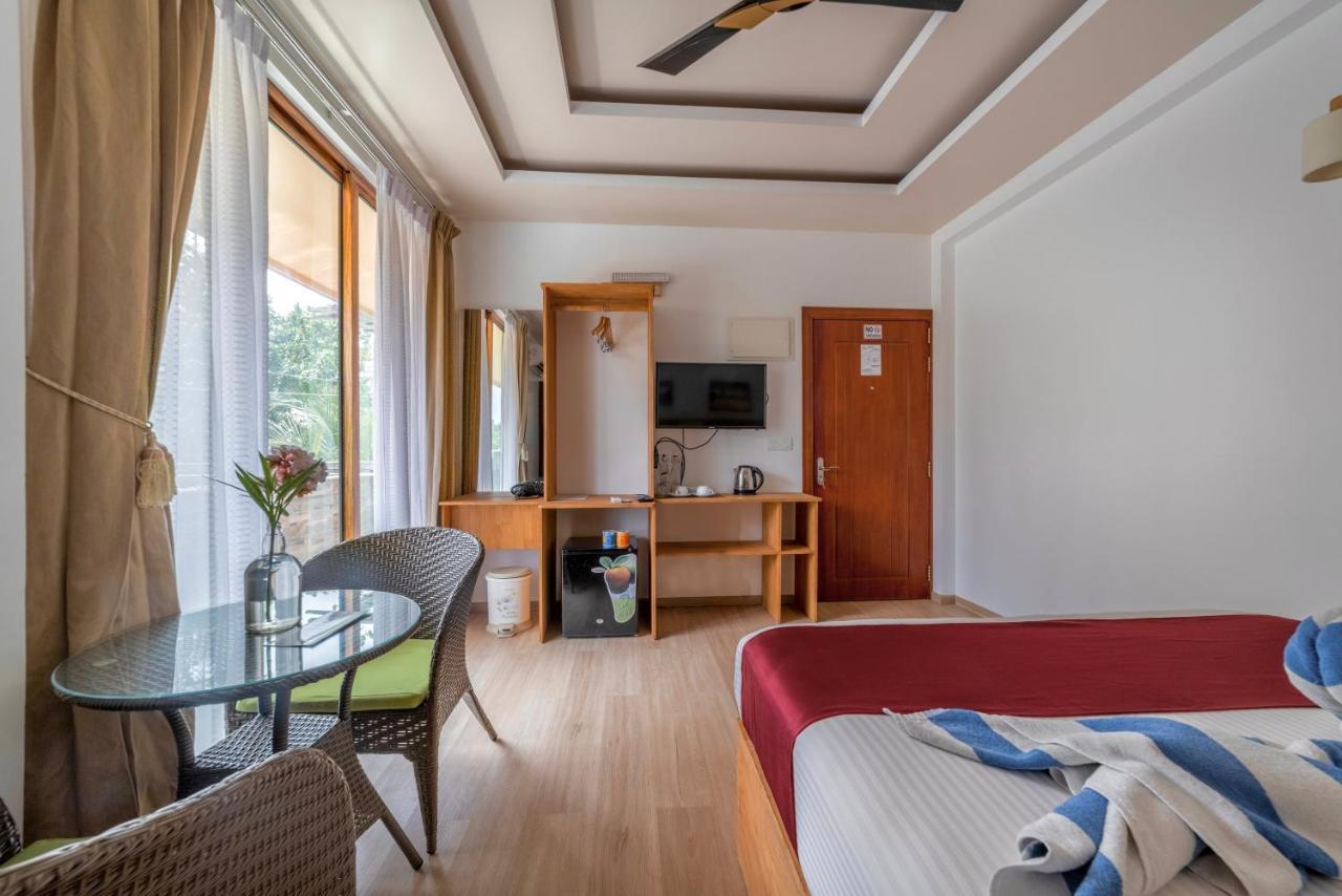 Ocean Lilly Inn Hangnaameedhoo Esterno foto